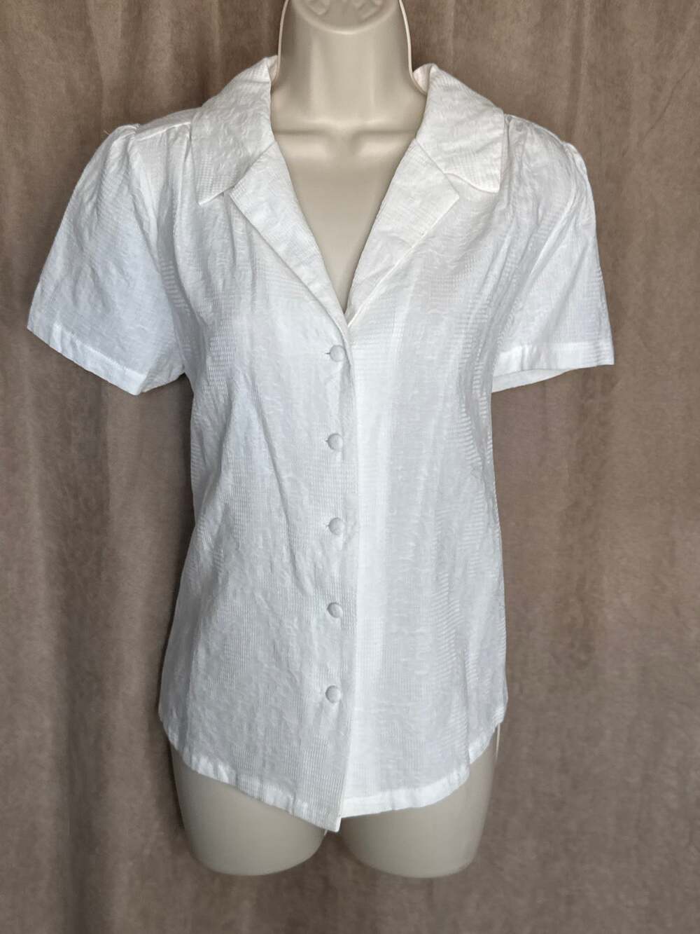 Unique Vintage 1940’s White Jacquard Notched Collar Blouse Top M NWT